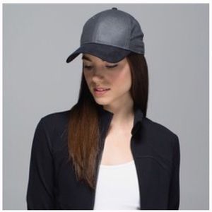 Woman’s gray lululemon baller cap